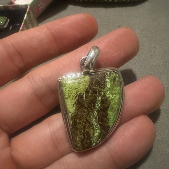 Sterling Silver Gaspeite Pendent Ring Sterling size 6.5 Women's /Men,s - Picture 8 of 14